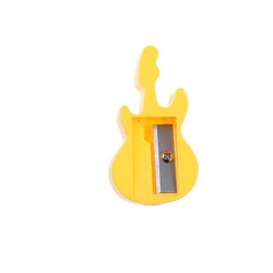 Taille-crayon jaune en forme de guitare